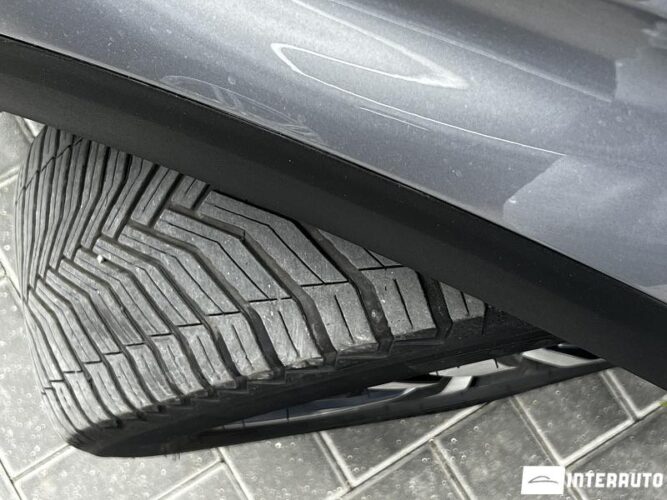 Peugeot 3008 48 interauto-car