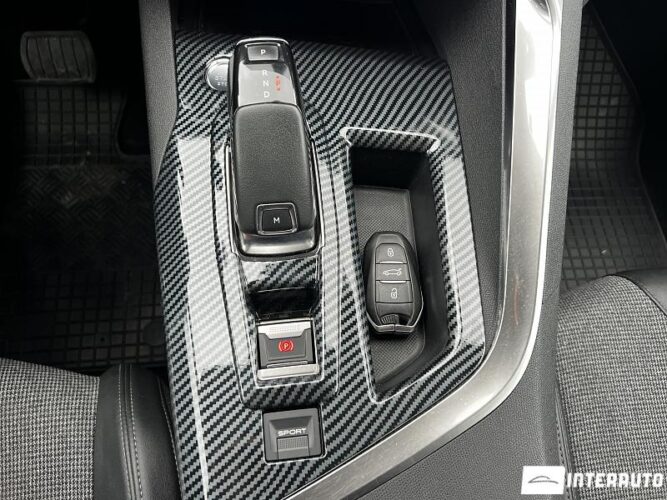 Peugeot 3008 42 interauto-car