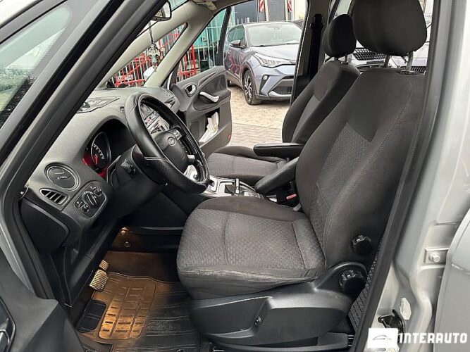 Ford Galaxy 32 interauto-car