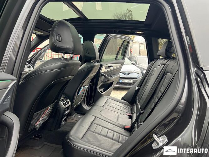 BMW X3 M4.0i 33 interauto-car