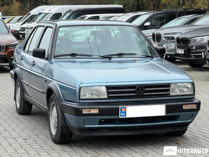 Volkswagen Jetta 26 interauto-car
