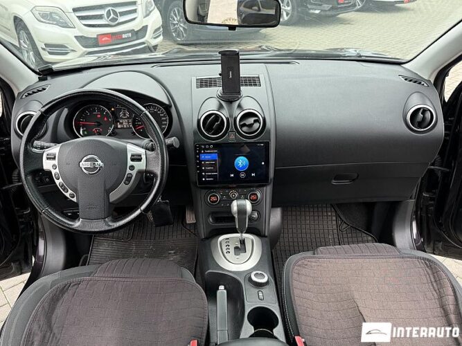 Nissan Qashqai 35 interauto-car