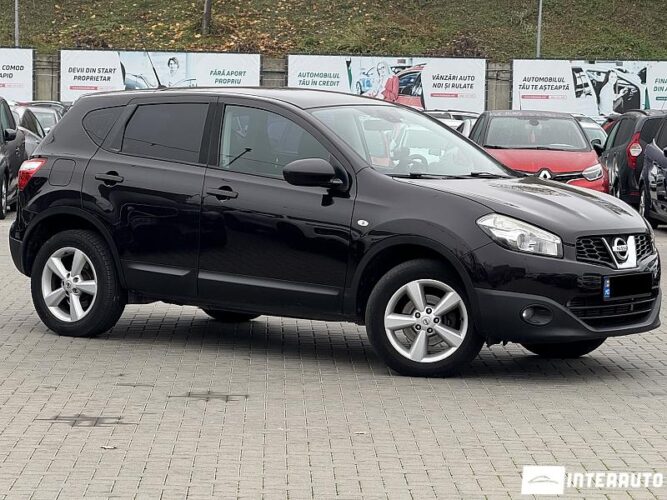 Nissan Qashqai 30 interauto-car
