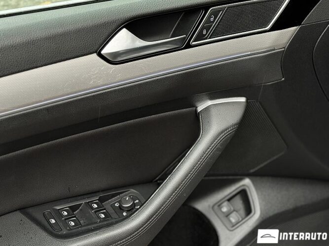 Volkswagen Passat GTE 36 interauto-car