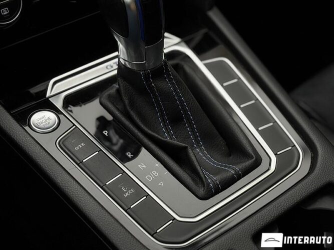 Volkswagen Passat GTE 45 interauto-car