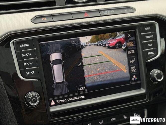 Volkswagen Passat GTE 43 interauto-car