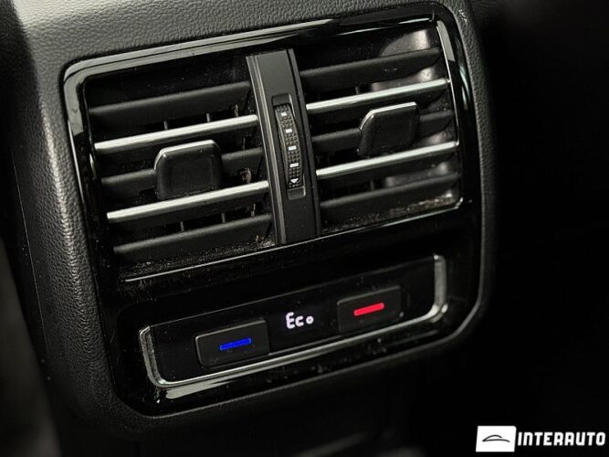 Volkswagen Passat GTE 48 interauto-car