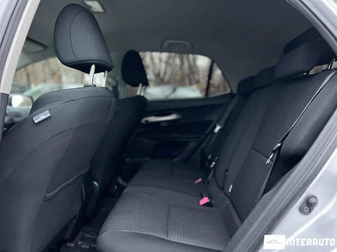 Toyota Auris 41 interauto-car