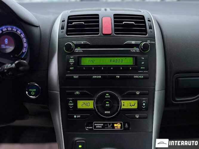 Toyota Auris 38 interauto-car