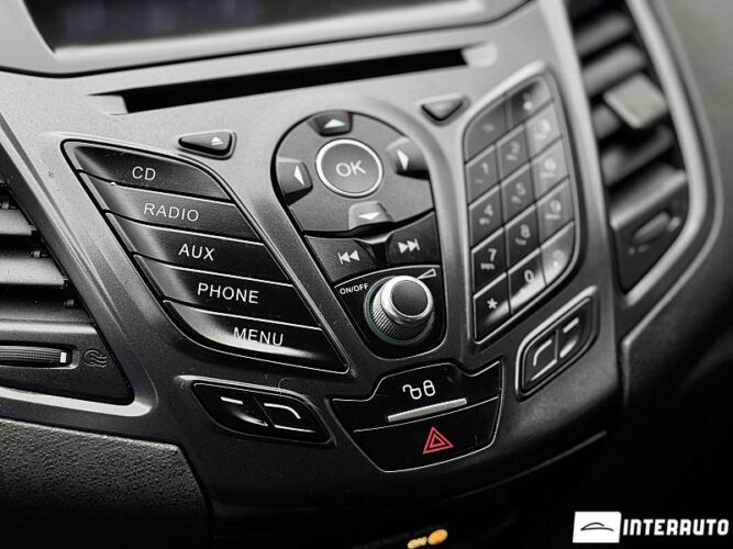 Ford Fiesta 42 interauto-car