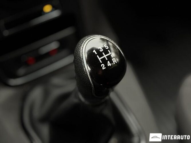 Ford Fiesta 44 interauto-car