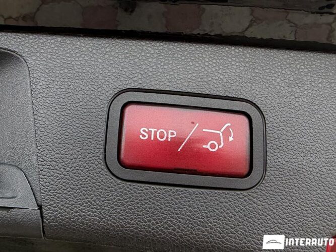 Mercedes E 220 50 interauto-car