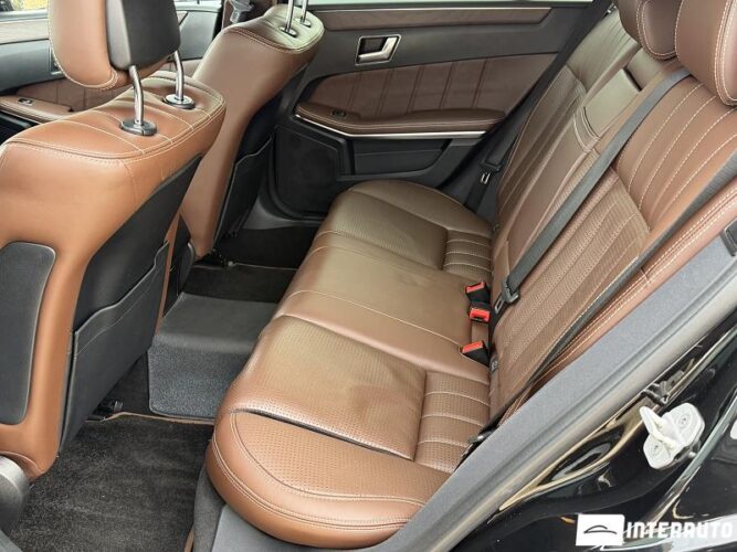 Mercedes E 220 47 interauto-car
