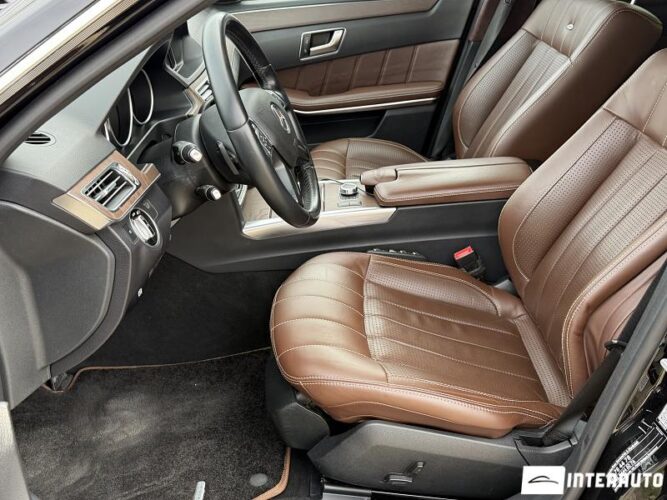 Mercedes E 220 37 interauto-car