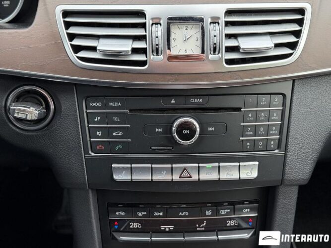Mercedes E 220 44 interauto-car