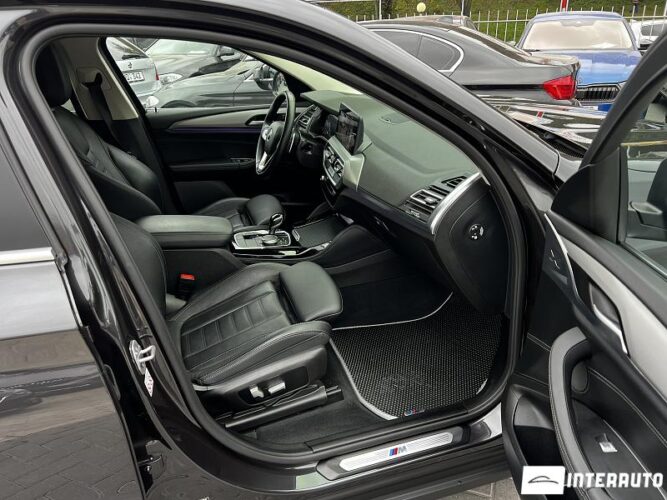 BMW X4 2.0D 38 interauto-car