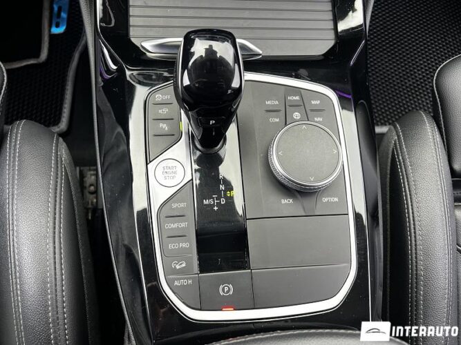 BMW X4 2.0D 45 interauto-car