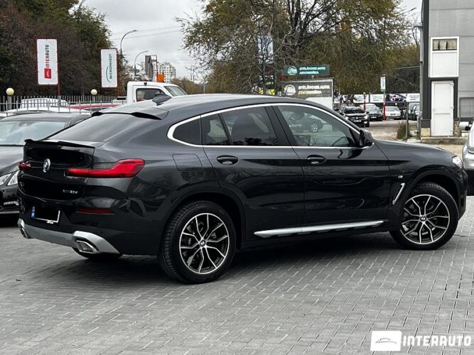 BMW X4 2.0D 37 interauto-car