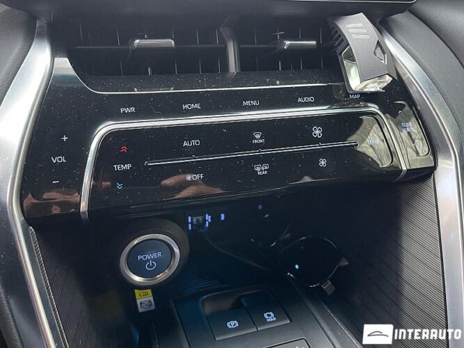 Toyota Venza 41 interauto-car