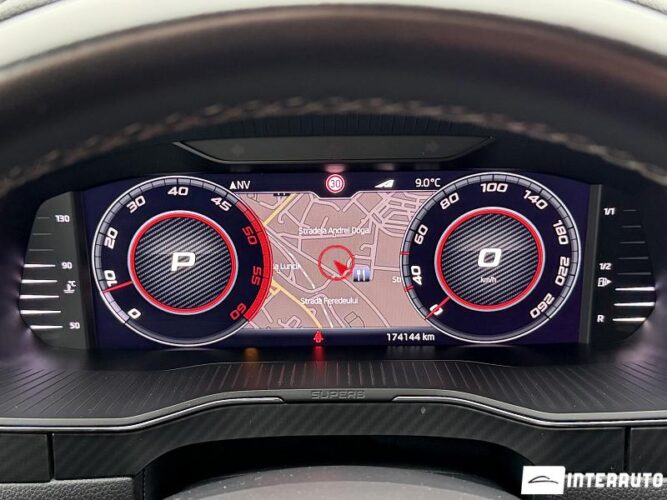Skoda Superb 45 interauto-car