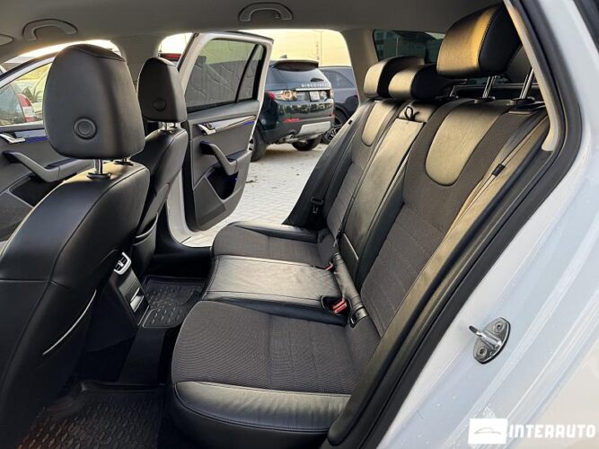 Skoda Octavia 48 interauto-car