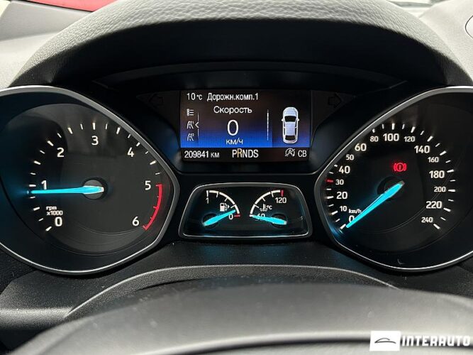 Ford Kuga 38 interauto-car