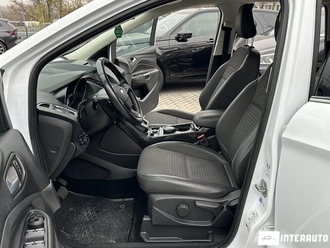 Ford Kuga 35 interauto-car