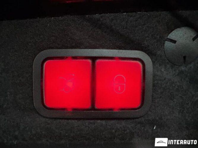 Mercedes C 300 50 interauto-car