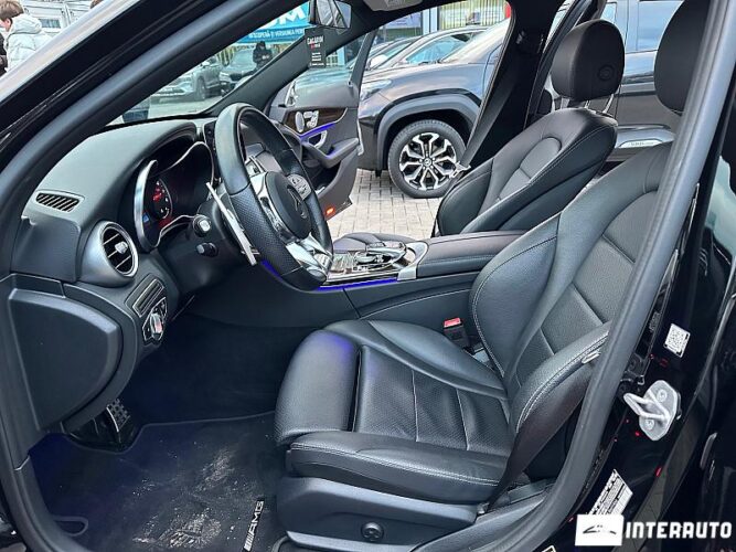 Mercedes C 300 37 interauto-car