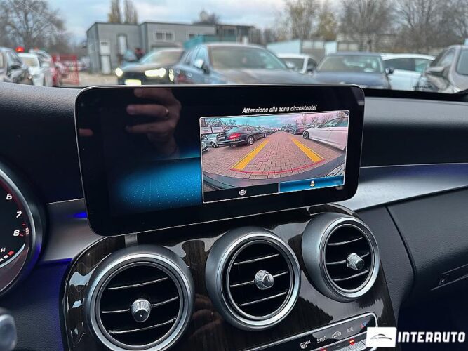 Mercedes C 300 43 interauto-car