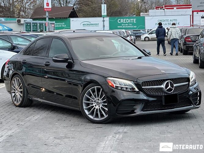 Mercedes C 300 36 interauto-car