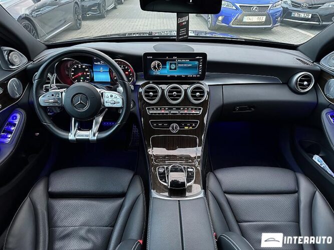 Mercedes C 300 39 interauto-car