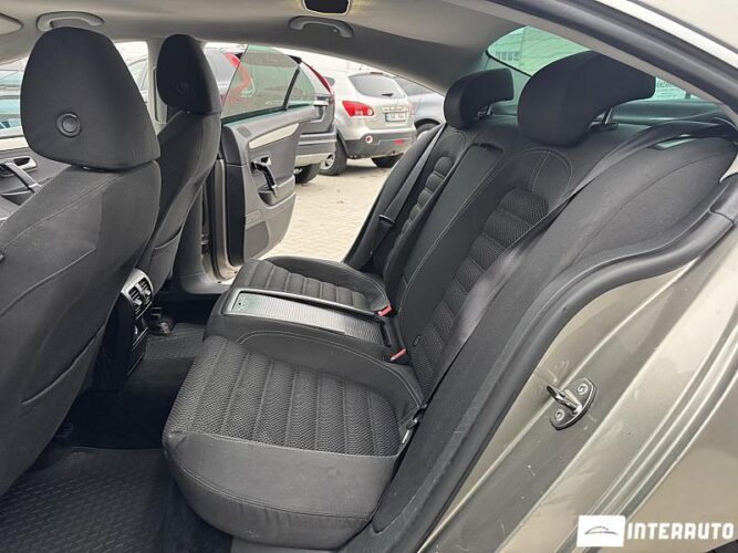 Volkswagen Passat CC 44 interauto-car