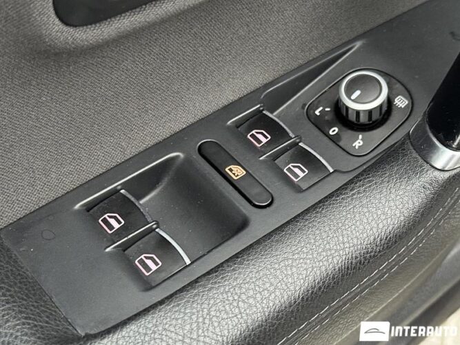 Volkswagen Passat CC 48 interauto-car