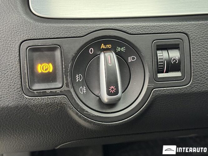 Volkswagen Passat CC 49 interauto-car