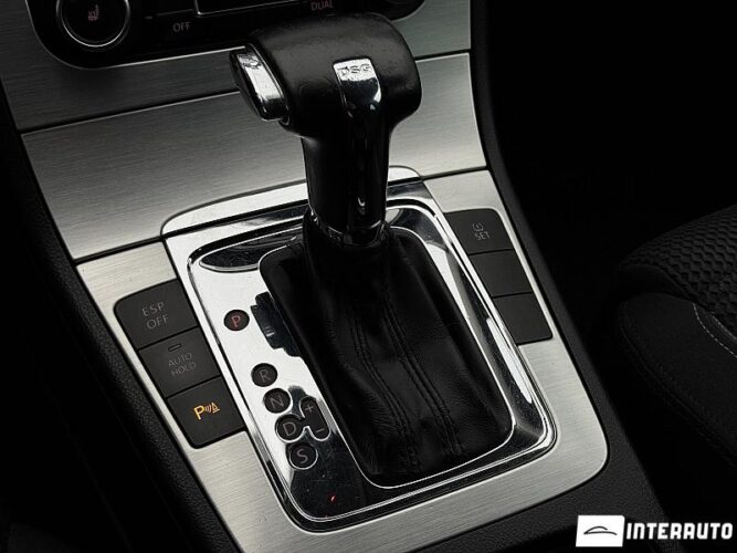 Volkswagen Passat CC 43 interauto-car