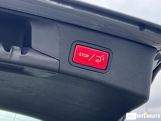 Mercedes C 350e 51 interauto-car