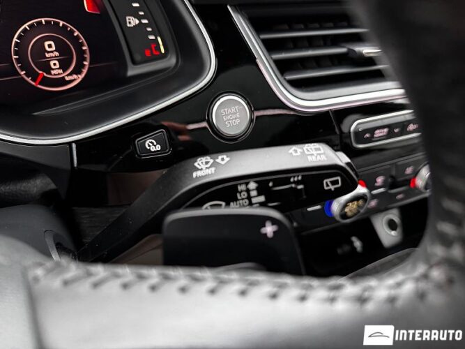 Audi Q7 49 interauto-car