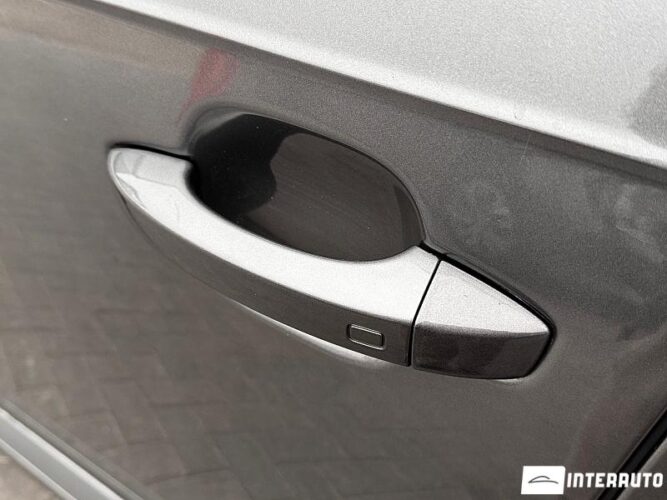 Audi Q7 59 interauto-car