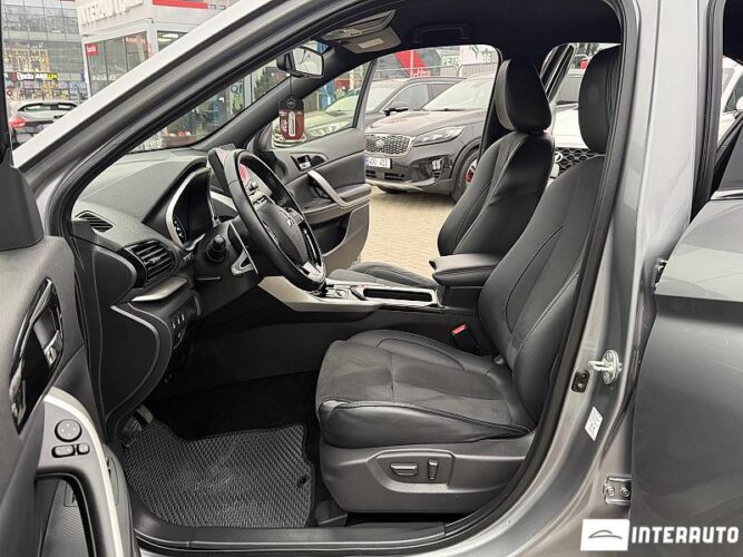 Mitsubishi Eclipse Cross 36 interauto-car