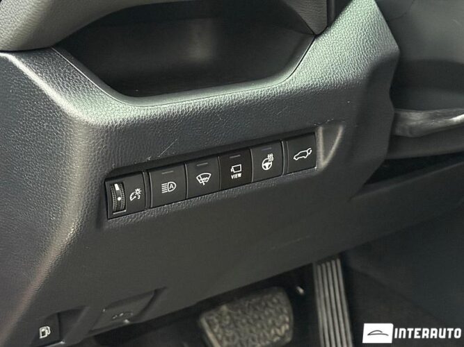 Toyota Rav-4 38 interauto-car