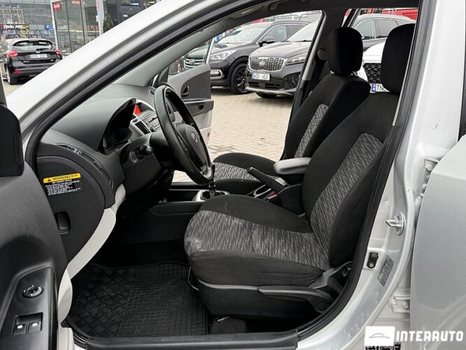 Kia Ceed 30 interauto-car