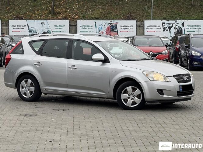 Kia Ceed 26 interauto-car