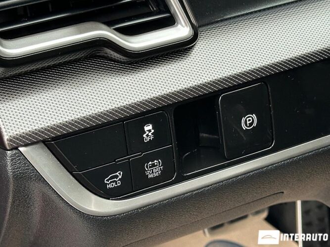 Kia Sportage 51 interauto-car