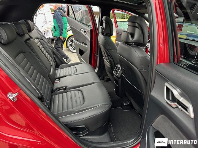 Kia Sportage 42 interauto-car