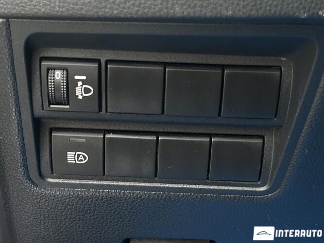 Toyota Yaris 50 interauto-car