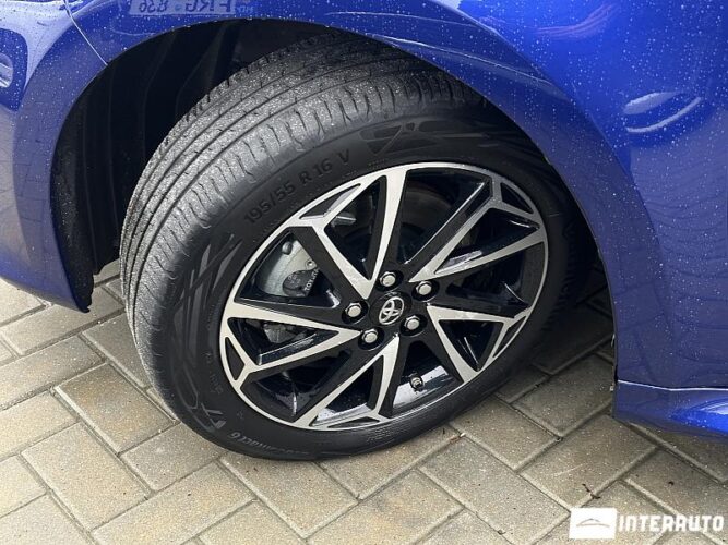 Toyota Yaris 52 interauto-car