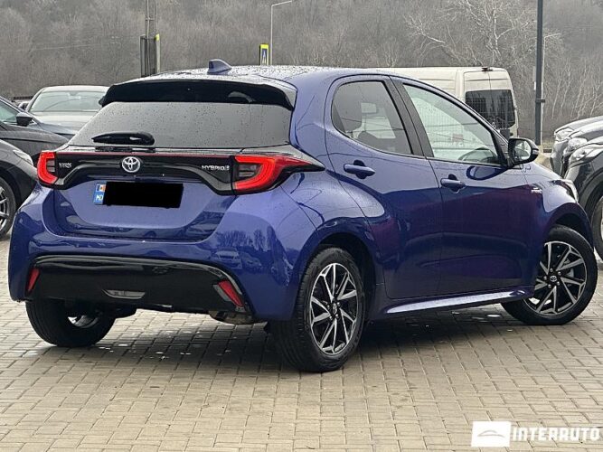 Toyota Yaris 35 interauto-car