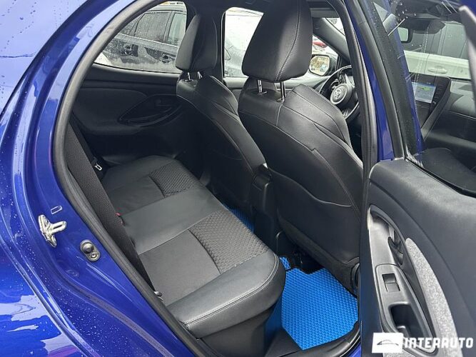 Toyota Yaris 47 interauto-car