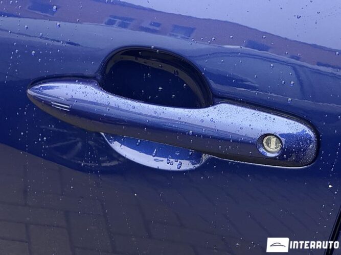 Toyota Yaris 51 interauto-car